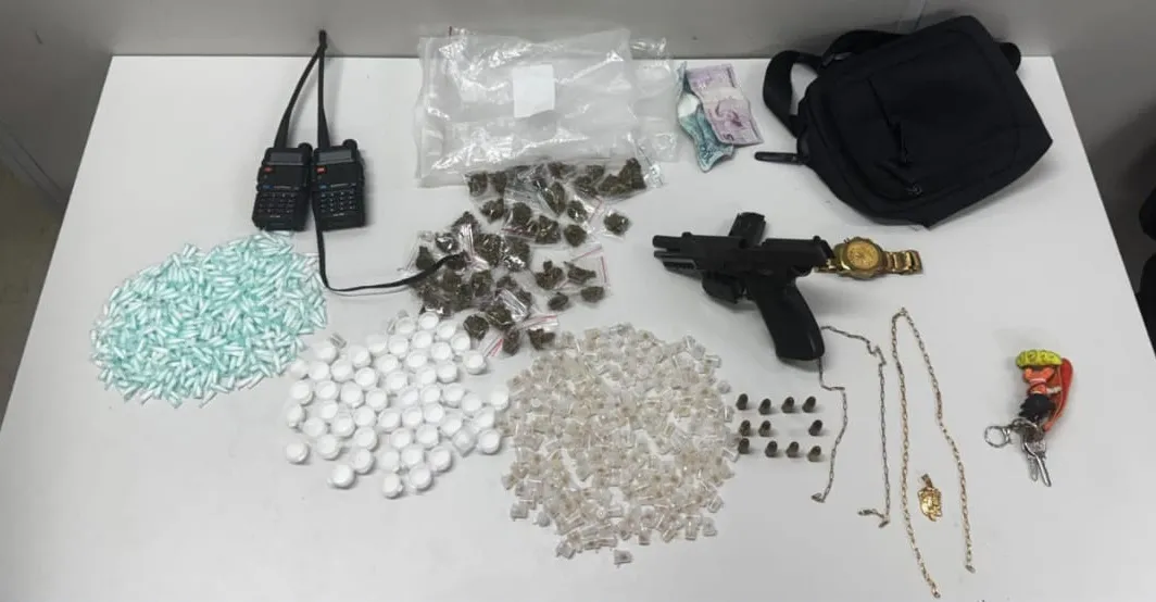 Homem morre em confronto com PMs no bairro de Macaúbas, em Salvador