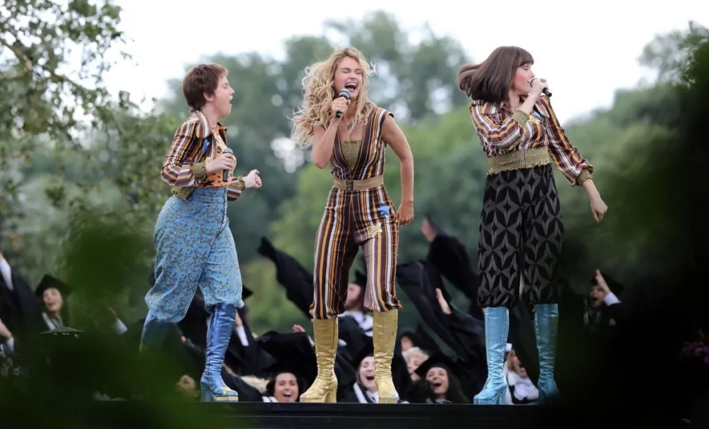 ‘MAMMA MIA! 2’: Continuação de musical com hits do grupo ABBA ganha trailer; Assista