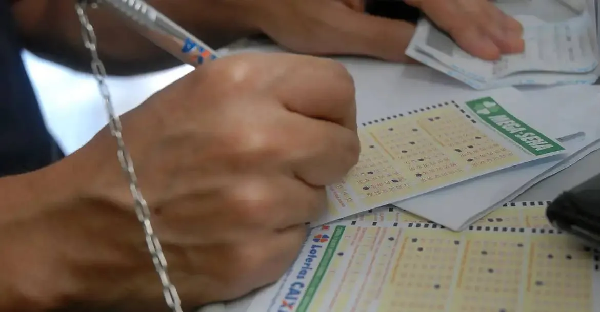 Mega-Sena sorteia prêmio de R$ 6,5 milhões neste sábado (3)