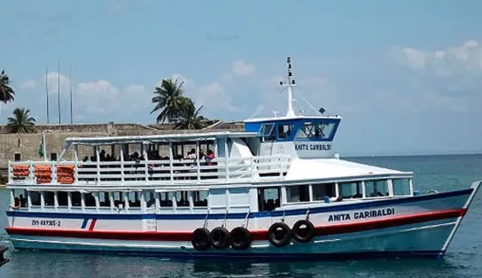 Oito embarcações operam na travessia Salvador-Mar Grande nesta quinta