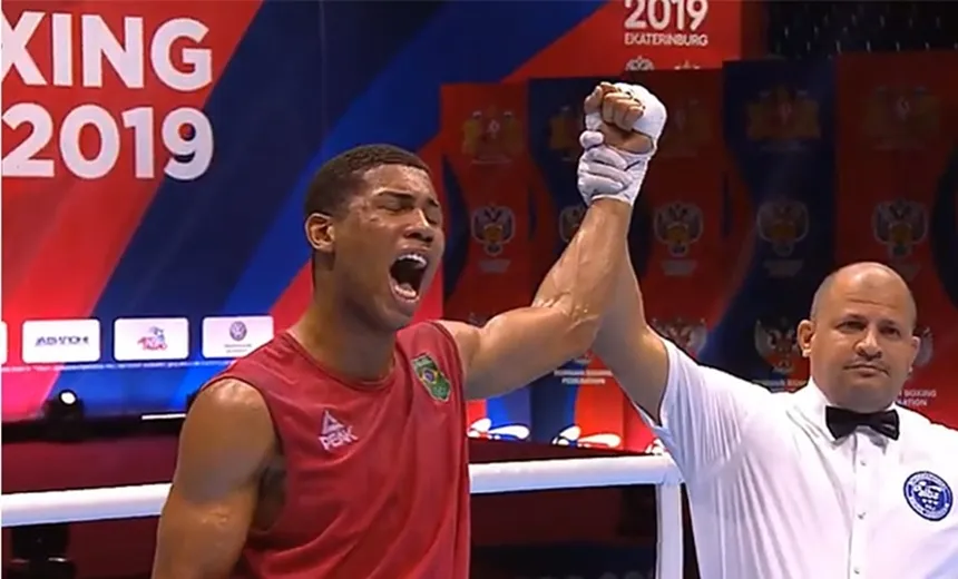 Baiano leva o Brasil para semifinal do Mundial de Boxe, na Rússia