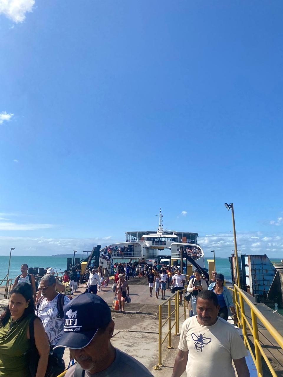 Ferry Boat Bom Despacho. Foto: Liven Paula