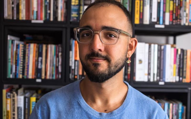 Raphael Montes é um dos principais nomes do suspense, crime e terror na literatura brasileira contemporânea. | Foto: Reprodução