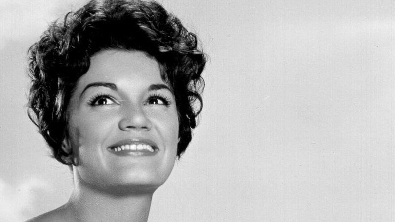 Connie Francis viu sua música se tornar um sucesso internacional antes de falecer, em junho de 2025. Foto: Reprodução / Instagram