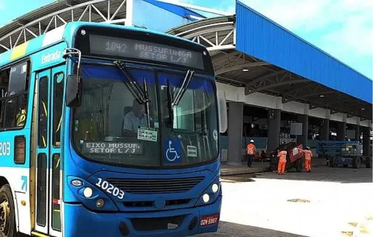 Rodoviários descartam atraso dos ônibus nesta sexta-feira (10) e marcam nova reunião