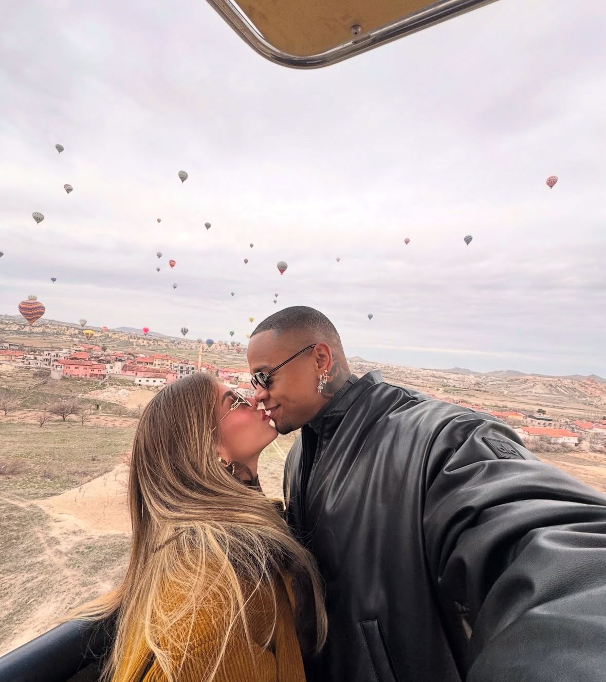 Leo Santana é casado com a bailarina Lorena Improta. | Foto: Redes Sociais