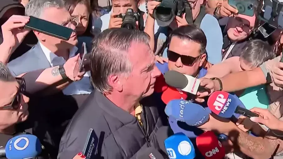 “Sair do Brasil é a coisa mais fácil”, diz Bolsonaro após Operação