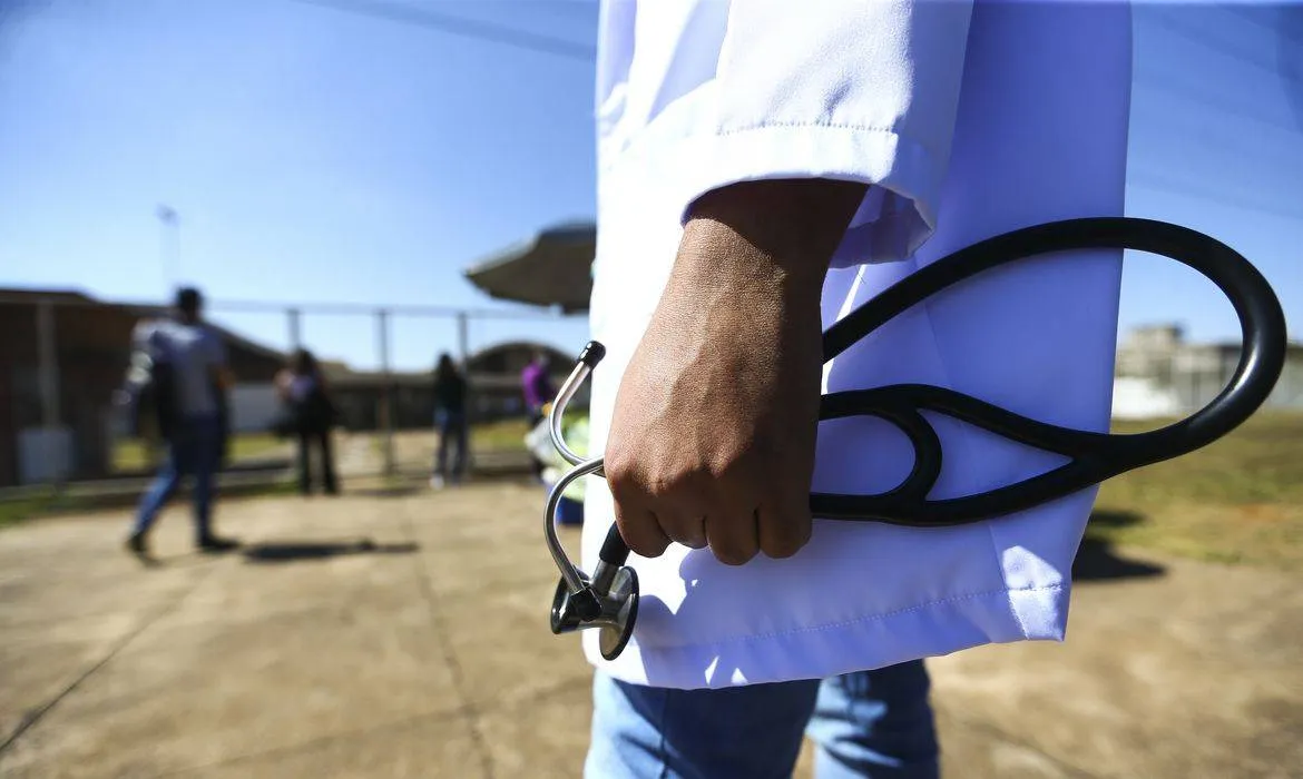 Revalida: inscrições para exames de médicos formados no exterior terminam na sexta (28)