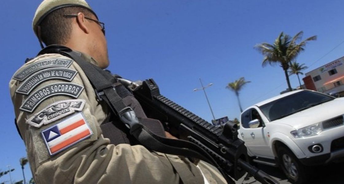 Polícia Militar Frustra Assalto a Van De Passageiros Em Itinga