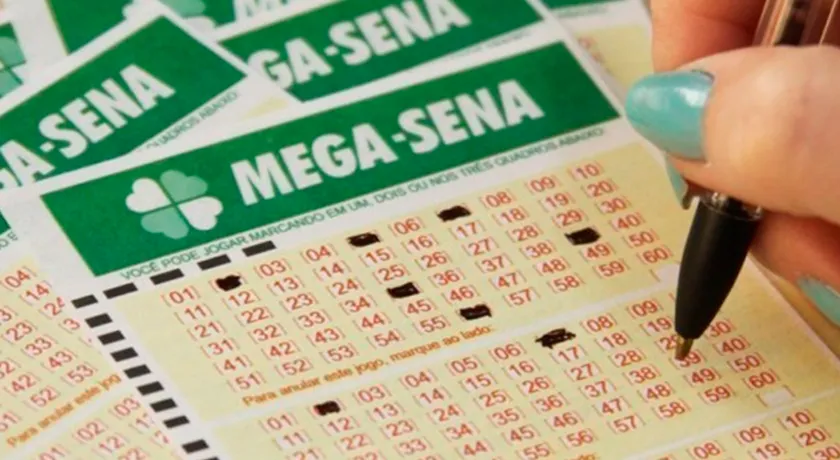 Mega-Sena acumula e pode pagar R$ 14 milhões nesta terça; Saiba como apostar pela internet