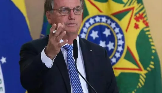 Desoneração da folha de pagamentos será adiada por mais dois anos, define Bolsonaro; "manutenção de emprego"