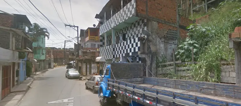 Corpo parcialmente queimado e com marcas de perfuração é localizado em São Caetano