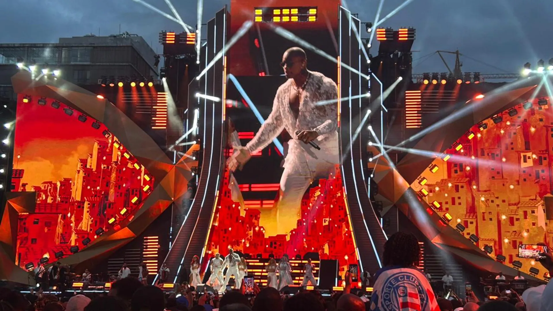 DNA de Gigante marcou 20 anos de carreira de Léo Santana | Foto: Ananda Costa | Aratu On