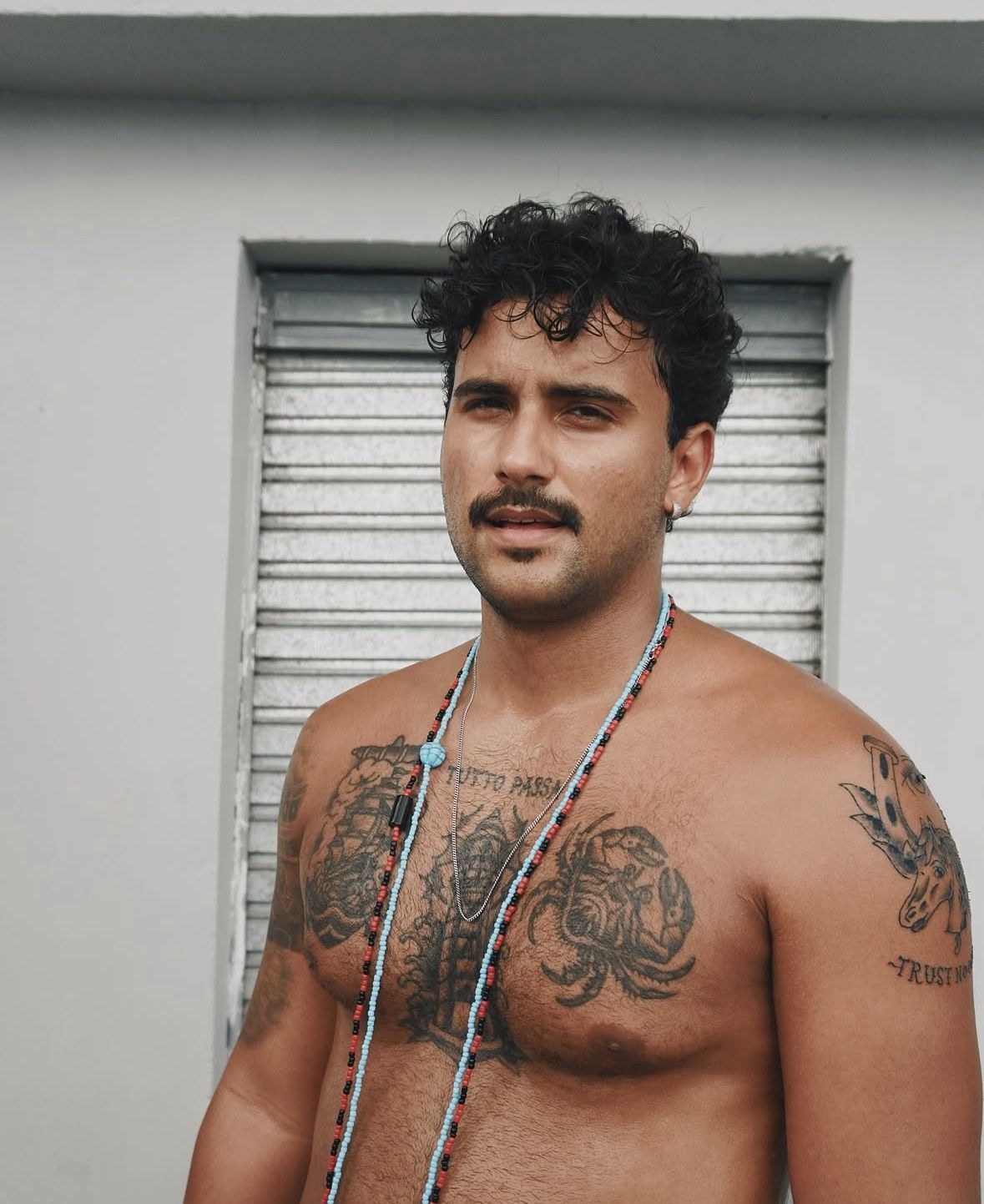 O baiano contou que foi tocado sem consentimento por uma mulher desconhecida. | Foto: Redes Sociais