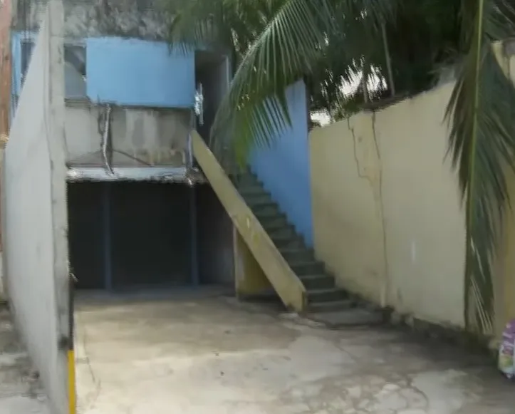 Família de Thamires deixa casa após soltura de suspeito do crime