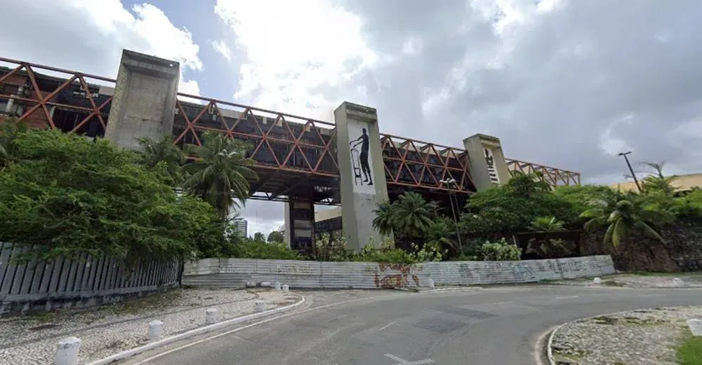 Governo publica edital de leilão do antigo Centro de Convenções de Salvador