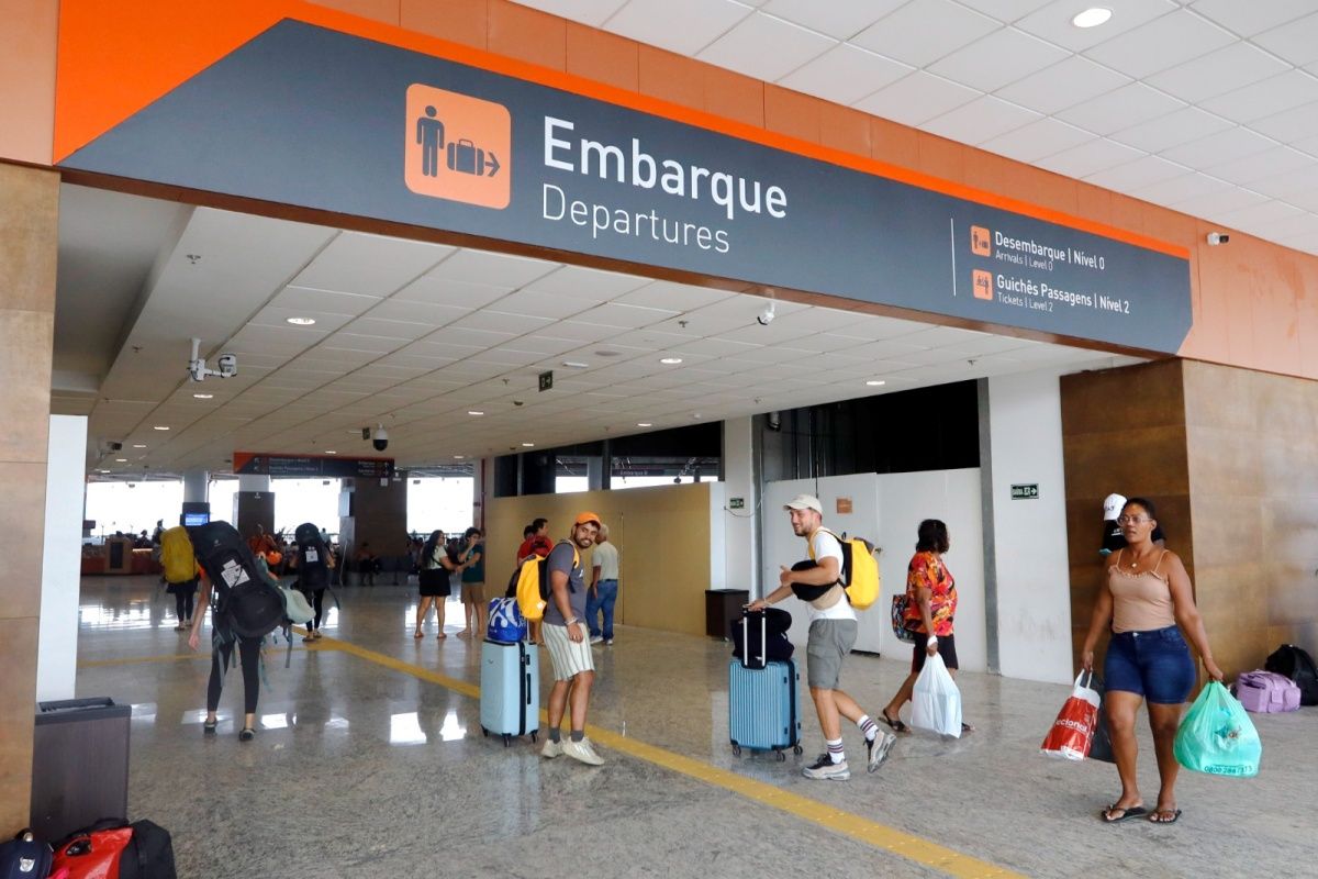 No primeiro m&ecirc;s de funcionamento, a Nova Rodovi&aacute;ria da Bahia registrou 650 mil usu&aacute;rios, cerca de 15% de aumento no fluxo. Foto: Jo&aacute; Souza/GovBA