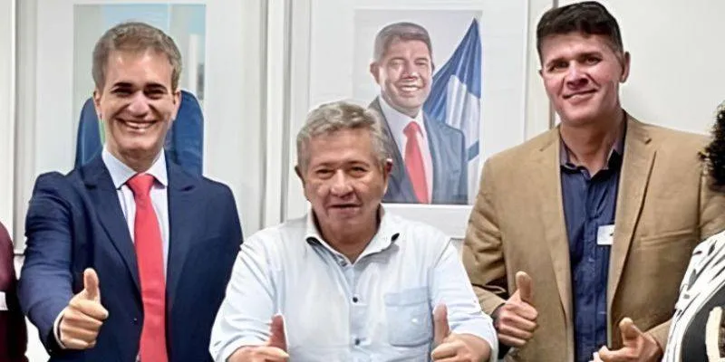 Ex-prefeito de Itaberaba se reúne com deputado petista que propôs retirar o nome do irmão de hospital na cidade