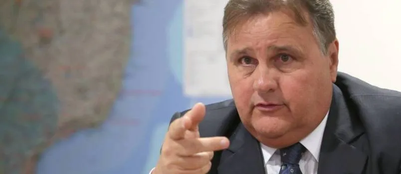 “E LÁ FOI…”: Após polêmica do ‘La Vue’, Geddel pede demissão do cargo de ministro de Temer