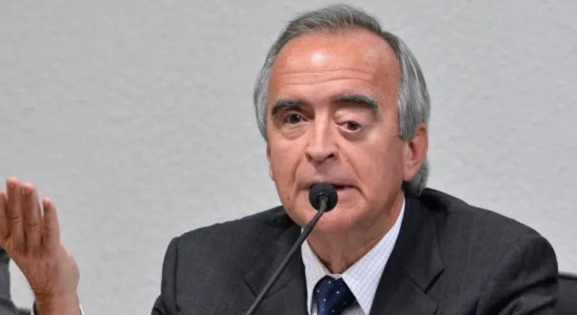 Acusado de receber propina de contratos da Petrobras deixa cadeia para passar fim de ano em casa