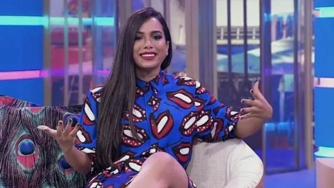 ‘NA SUA CARA’: “Para estar feliz a gente tem que ter amigo viado”, declara Anitta em entrevista