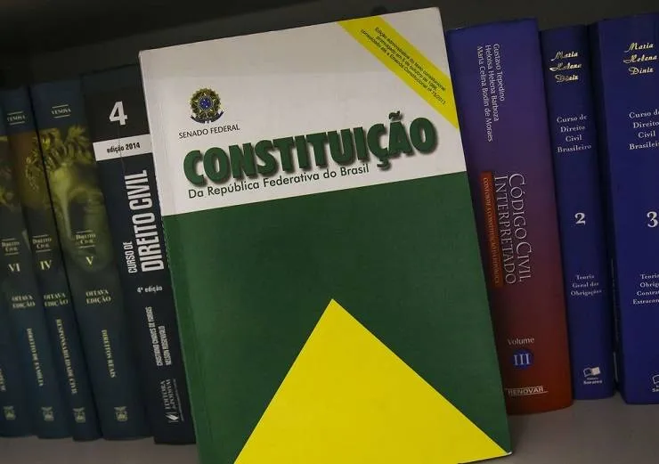 Constituição e Lei Maria da Penha ganharão tradução em idioma indígena