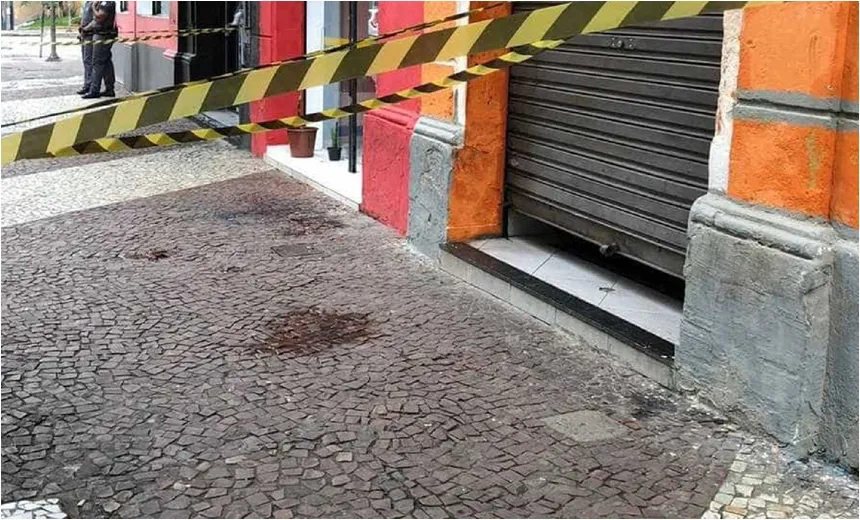 Aos gritos de “Bolsonaro”, travesti é morta a facadas no centro de São Paulo