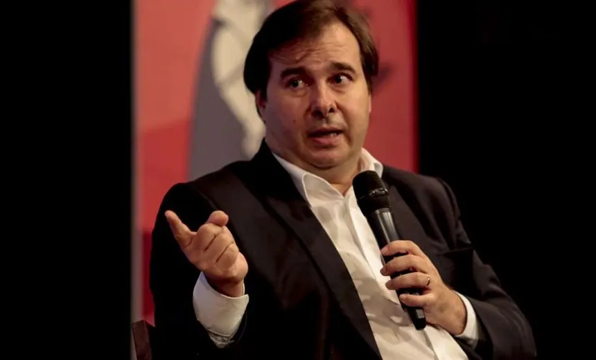 'Se eu quisesse ser presidente, teria sido no lugar do Temer", diz em entrevista Rodrigo Maia 
