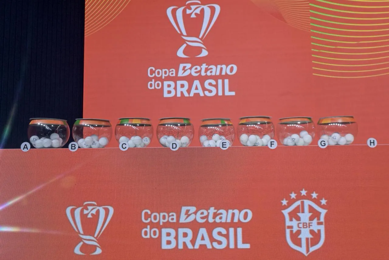 Como foram os últimos encontros do Vitória com os rivais das quartas da Copa do Brasil?