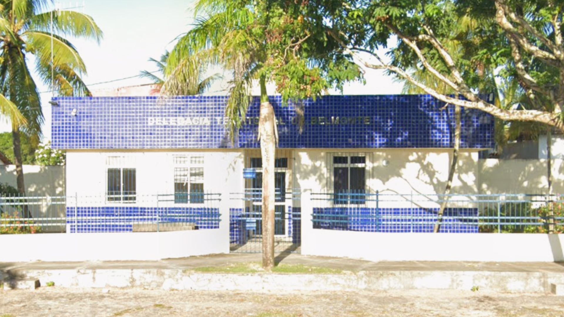 Pol&iacute;cia investiga homens encontrados mortos ap&oacute;s consumo de bebida suspeita na Bahia. Foto: Google Street View