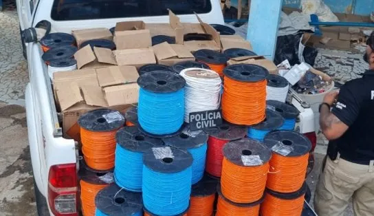 Polícia apreende mais de 800 quilos de explosivos que seriam utilizados em ações contra bancos na Bahia