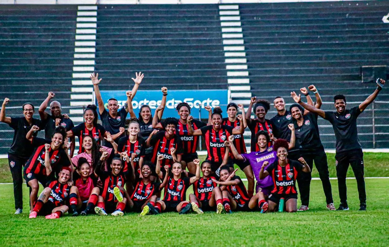 Vitória convoca torcida para jogo do feminino que vale acesso à segunda divisão nacional