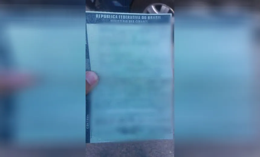 FERIADÃO: Três ônibus com documentos falsificados são apreendidos pela PRF em Seabra