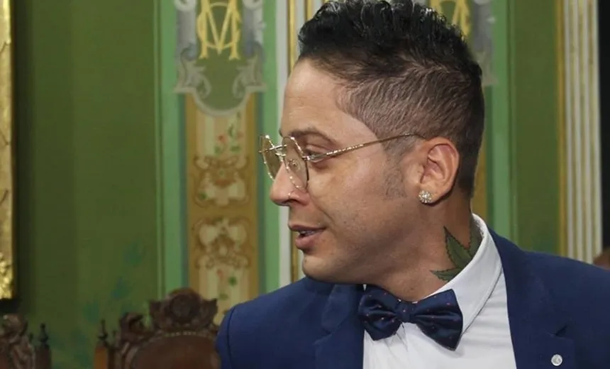 “Atura ou surta”, diz Kannário após não ser aplaudido em diplomação; confira vídeo