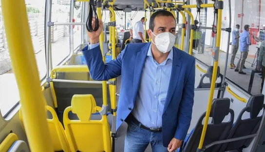 Prestes a aumentar tarifa dos ônibus, Bruno volta a pressionar Câmara para tentar resolver problema; "preocupante" 