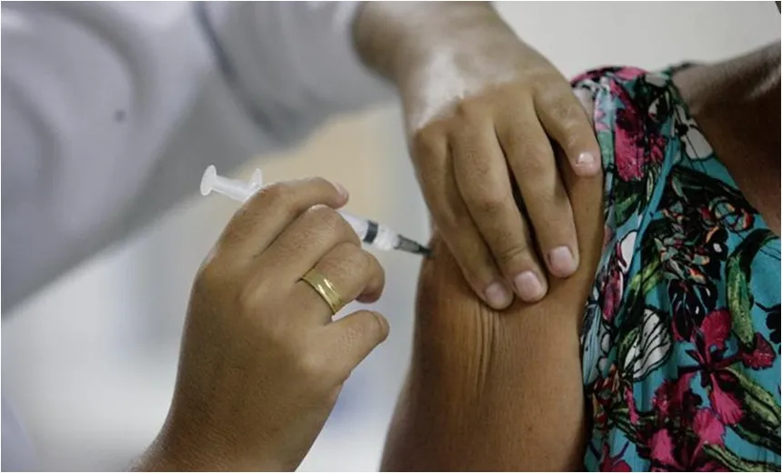 PROTEÇÃO: Vacinação contra gripe segue nos postos de saúde de Salvador