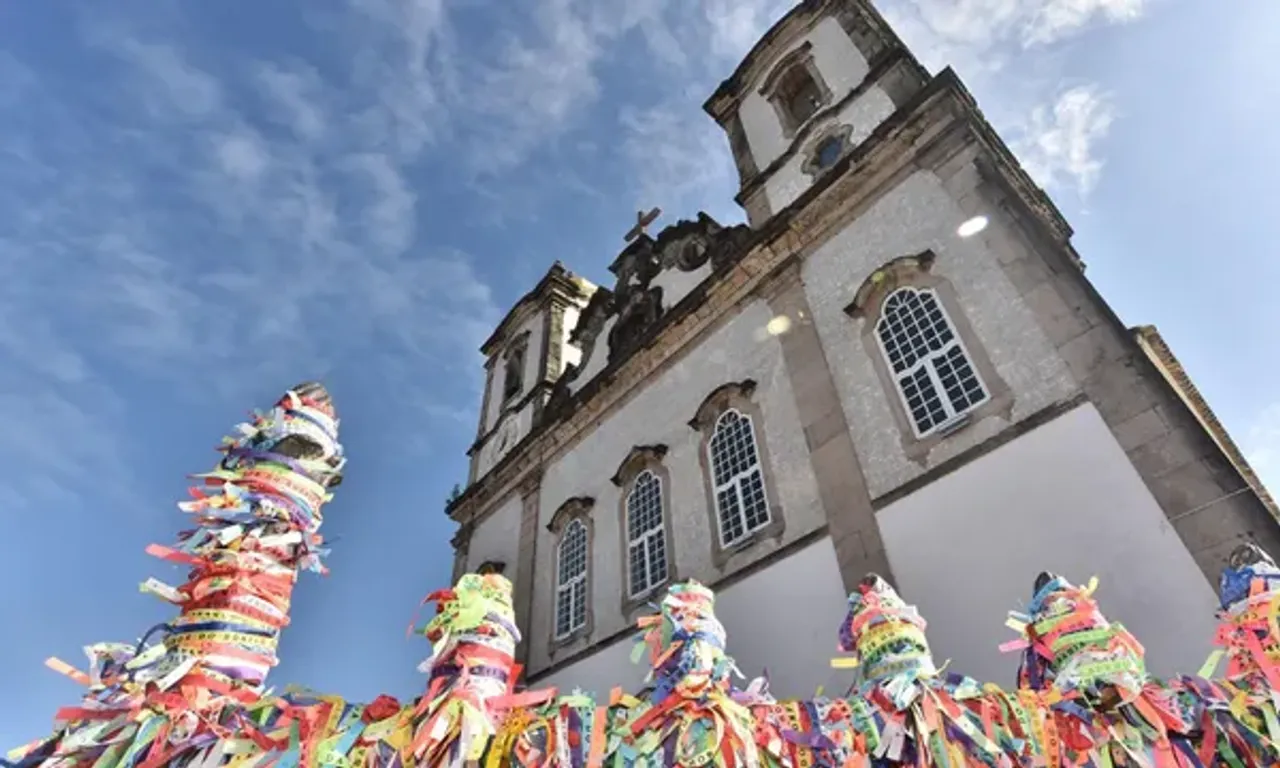&Uacute;ltima sexta do ano tem missas de hora em hora no Bonfim. Foto: Max Haack/Secom PMS