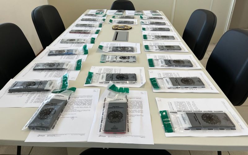 A Polícia Civil orienta que a população sempre exija nota fiscal e comprovante de origem antes de comprar celulares usados para evitar crimes de receptação/Foto: Ascom-PCBA