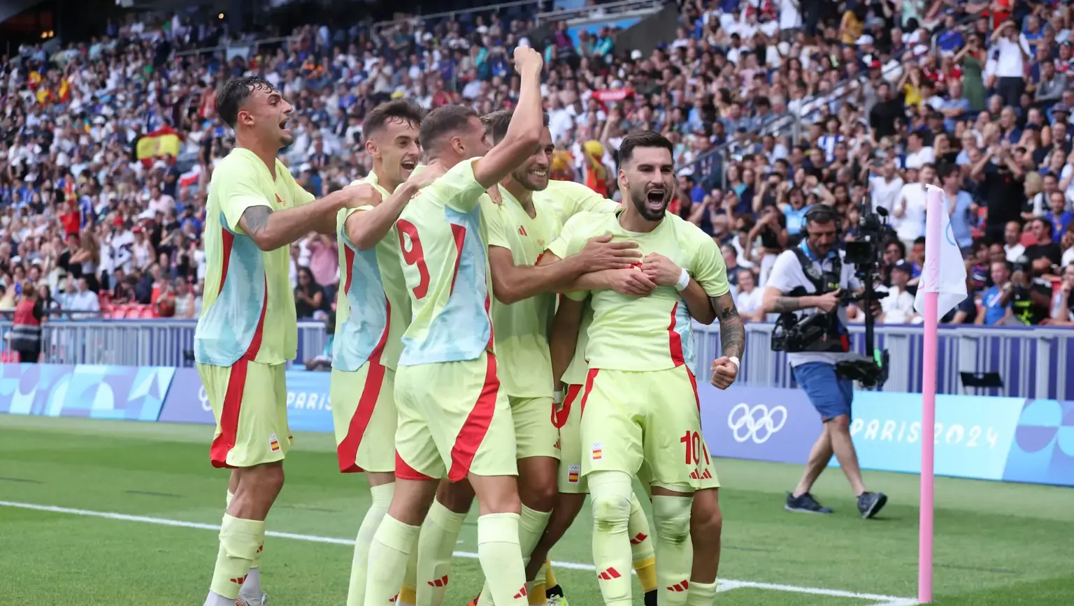 Espanha derrota a França por 5 a 3 e fatura o ouro no futebol masculino de Paris 2024