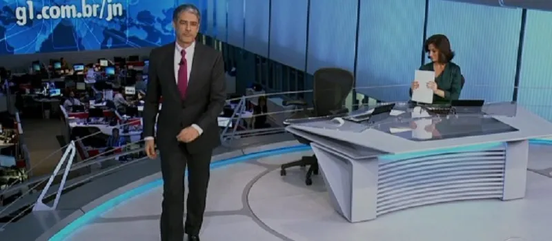 “FOI AO BANHEIRO?”: Bonner deixa “JN” antes do fim e público brinca com a situação