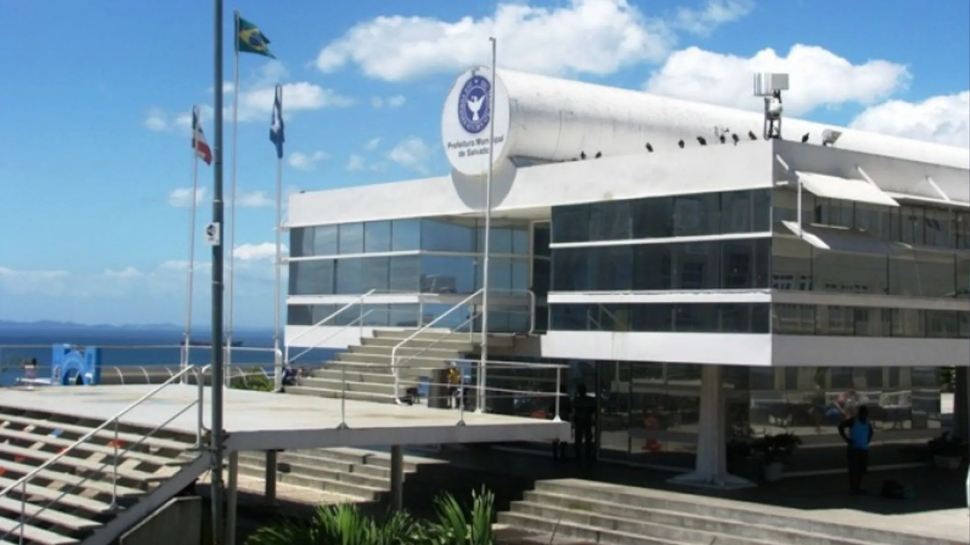 Prefeitura de Salvador define ponto facultativo na Semana Santa e Tiradentes