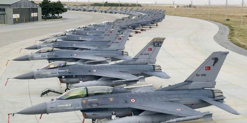 O Ministério de Defesa Turco é o órgão governamental responsável por gerir as Forças Armadas Turcas e as suas estruturas de apoio à defesa, visando salvaguardar o país contra ameaças externas/Foto: TuAF