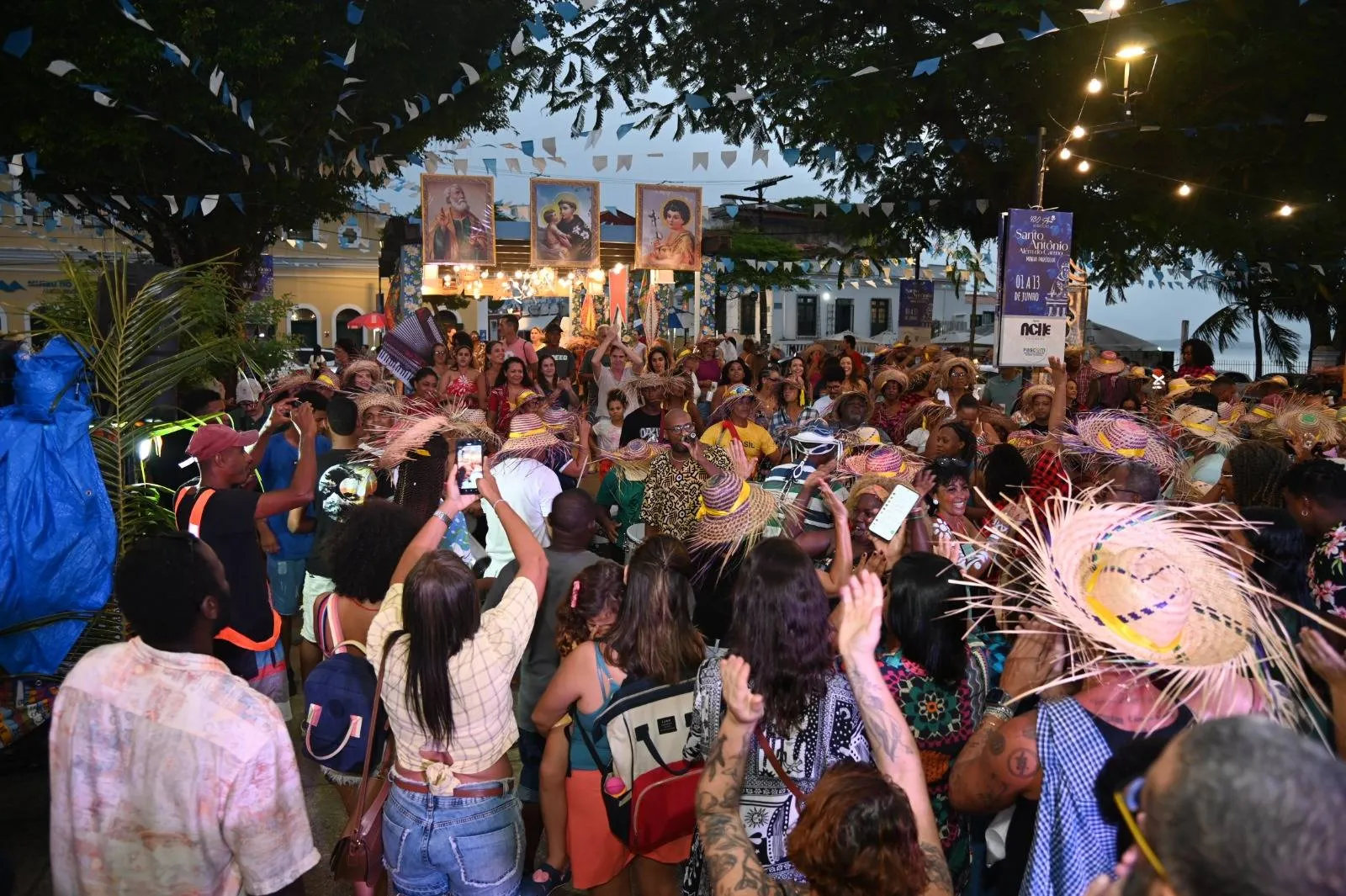 Prasíbuli marca início dos festejos juninos no Santo Antônio Além do Carmo com apoio da Fundação Aleixo Belov