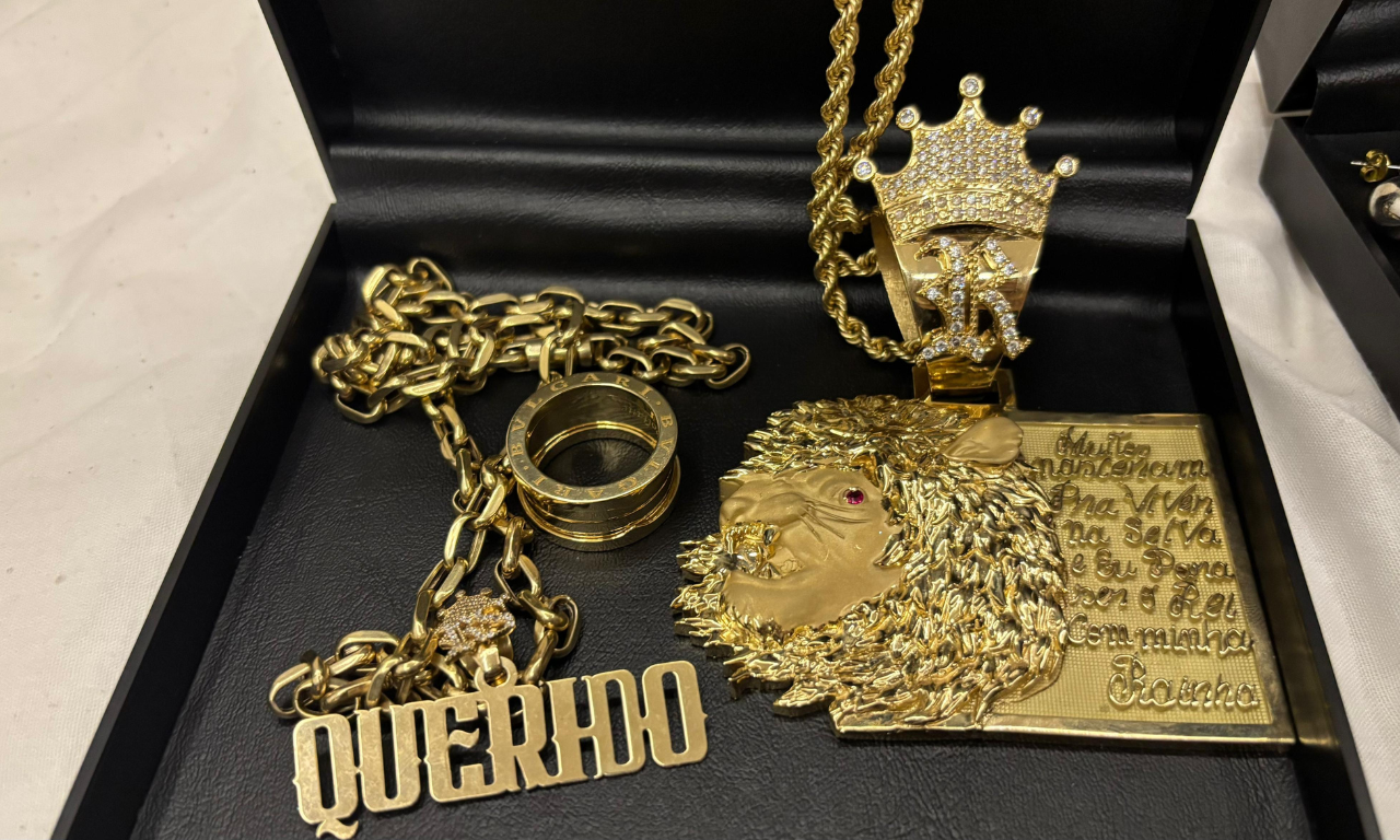 Operação prende 11 suspeitos e apreende cerca de R$ 1 mi em joias na Bahia.Foto: PCBA