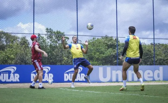 Bahia encerra preparação para jogo contra o Cruzeiro no Mineirão