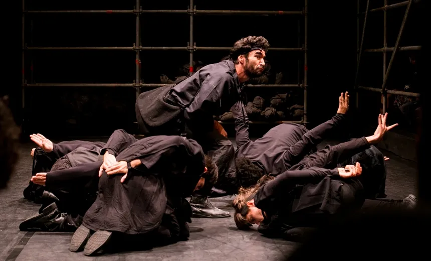 Peça de teatro inspirada em obra literária de João Guimarães Rosa chega a Salvador