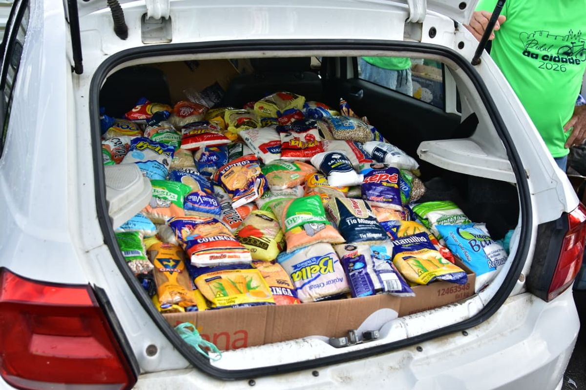 Ciclistas realizaram ato solid&aacute;rio. Foto: Alexandre Dias | Saltur