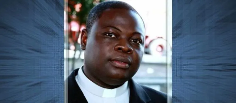 ROMPEU O SILÊNCIO: “Estou pedindo força a Deus”, revela padre, que foi alvo de ofensas raciais em Serra Preta