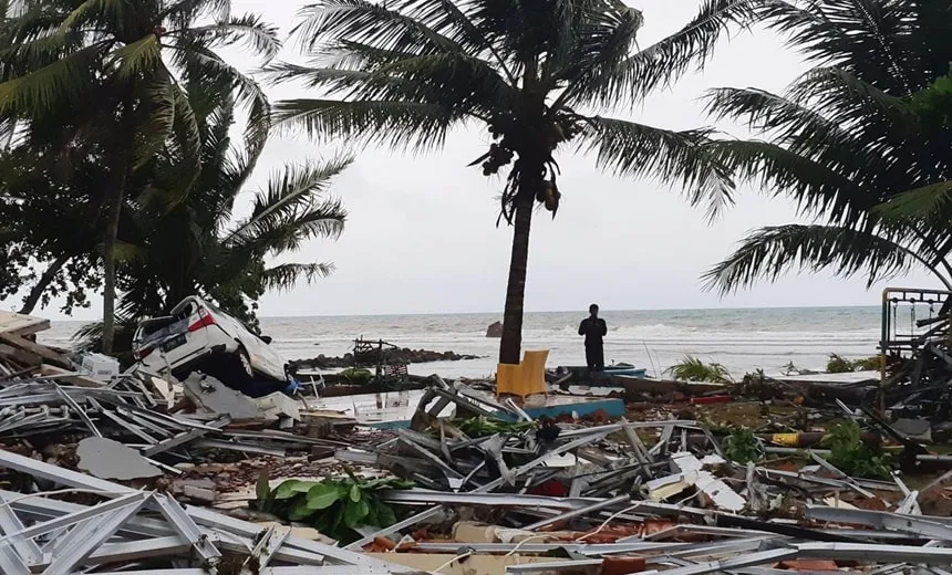 Não há registro de vítimas brasileiras após tsunami na Indonésia; 200 morreram