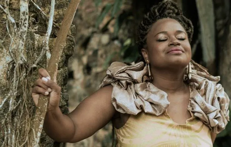 Savannah Lima lança videoclipe 'Odara' no Youtube e faz pré-lançamento no Vale do Dendê